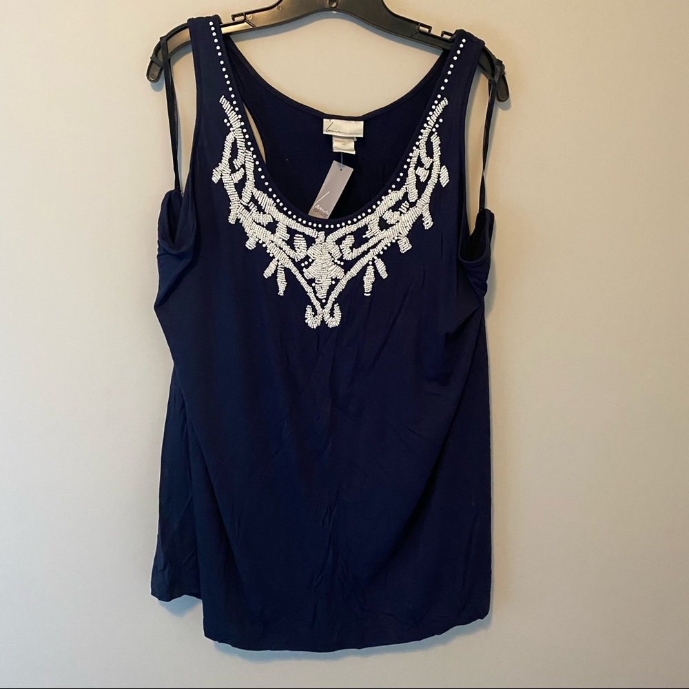 NWT Super soft navy knit tank with white beading across the front 4x